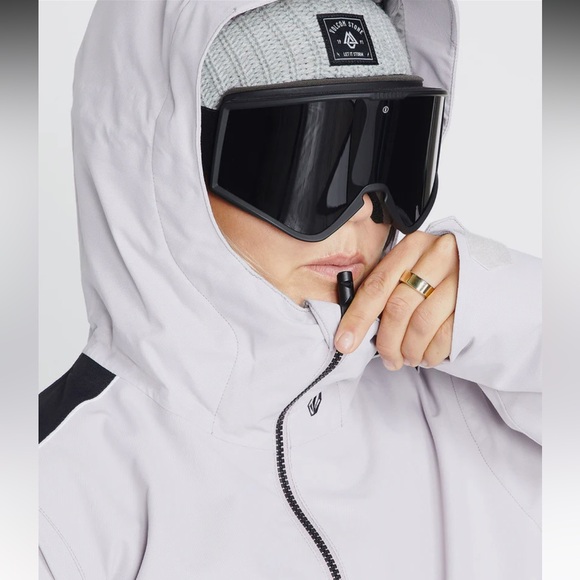 Volcom Women's Mirror Pullover Ski Jacket - Picture 7 of 16